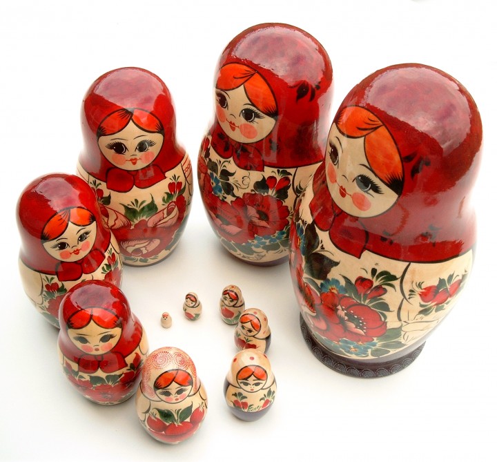 paint russian dolls